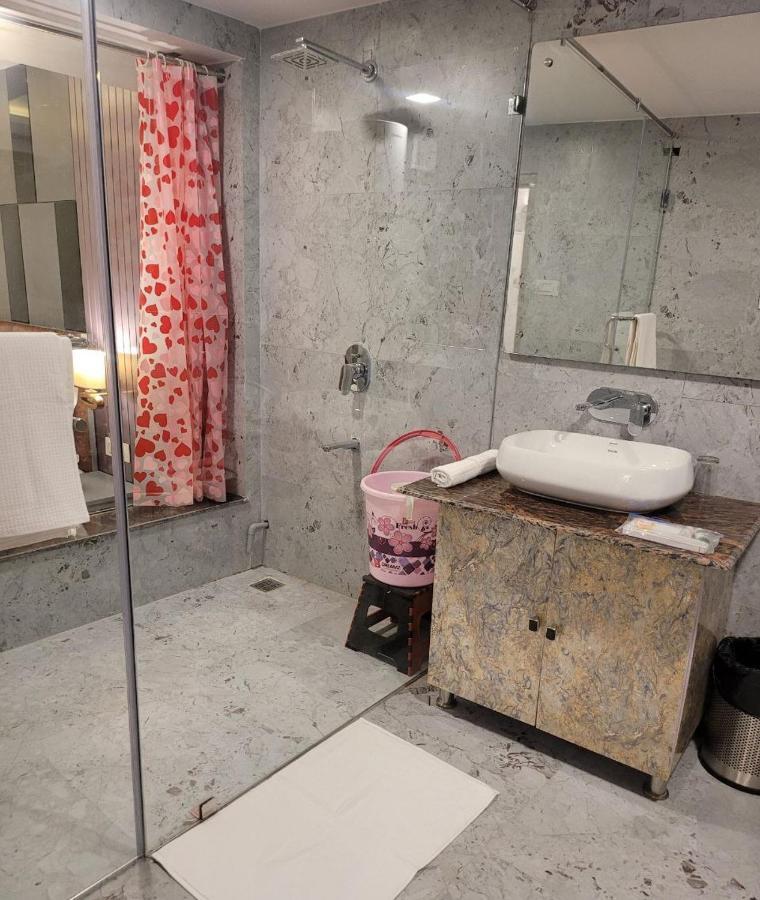 Solitude, The Boutique Hotel Haldwāni 외부 사진